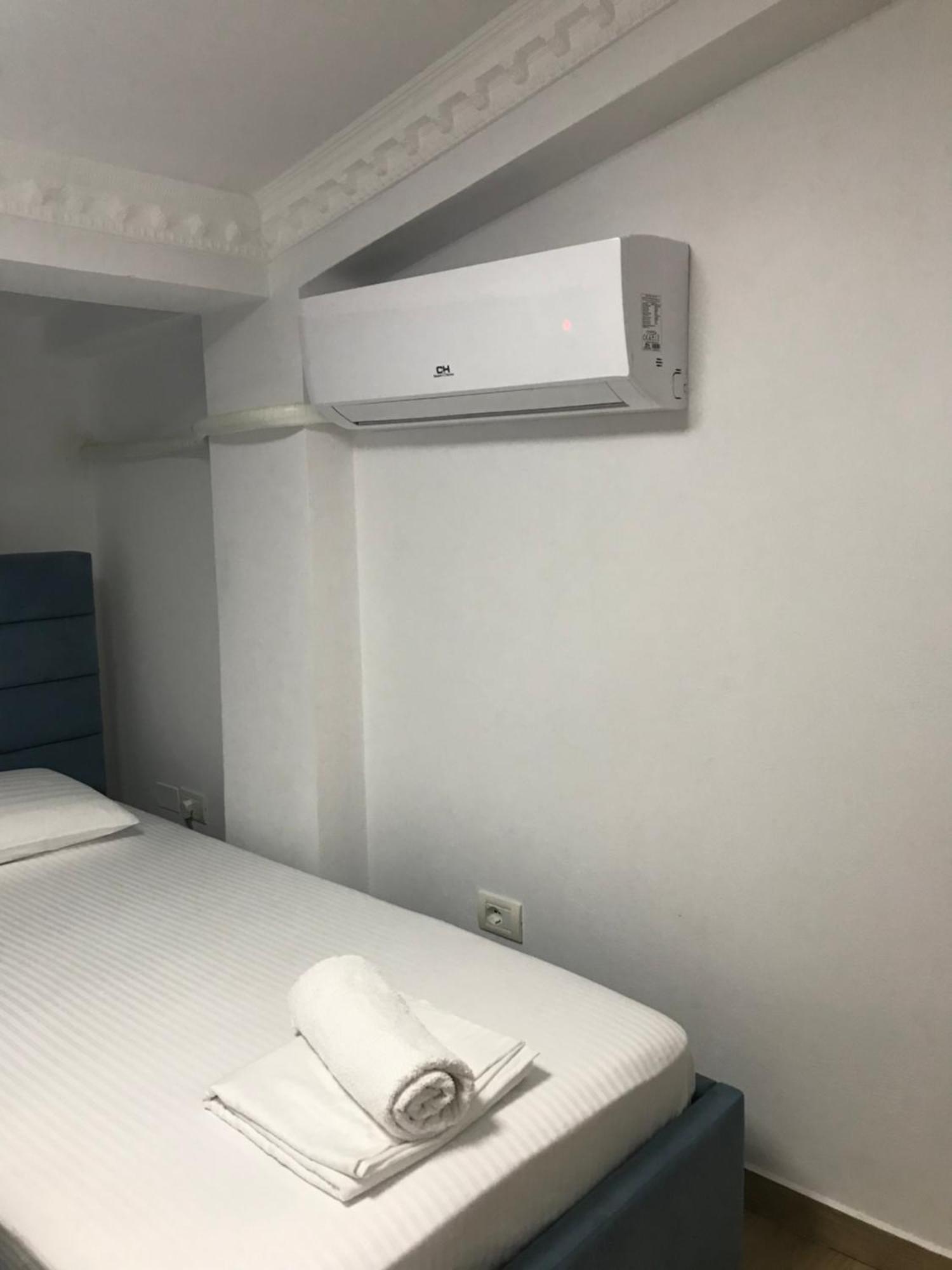 Apartment Elbasan City Center 2 Luaran gambar